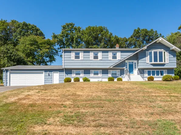 29 Benjamin Heights Drive, Milford, CT 06461