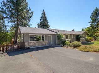 235 Larkin Rd, Grants Pass, OR 97527