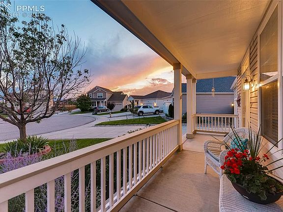 The Gorgeous Colorado Sunset Viewing Deck!