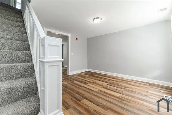 3006 Mathews St — Photo 2