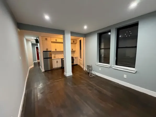 568 West 192nd Street image 1 of 9