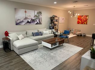 12645 Oxnard St, North Hollywood, CA 91606
