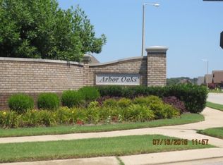 295 Silver Leaf Dr, Medina, TN 38355