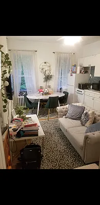 Rented by Oxford Property Group | media 11