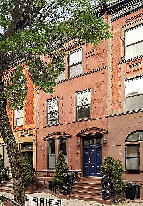 1st image of 387 Manhattan Ave