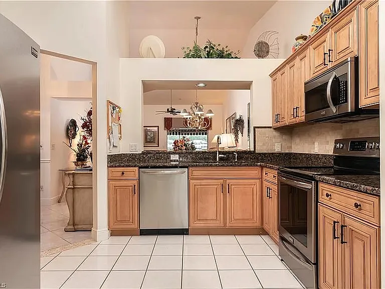 W Crown Pointe Blvd, Naples — Photo 2