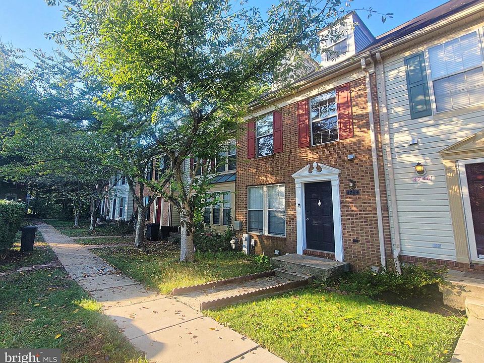 2nd image of 4744 Wainwright Cir