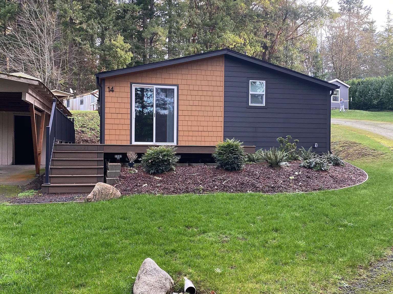 2 bed, 1296 sqft, $2,100 — Photo 1