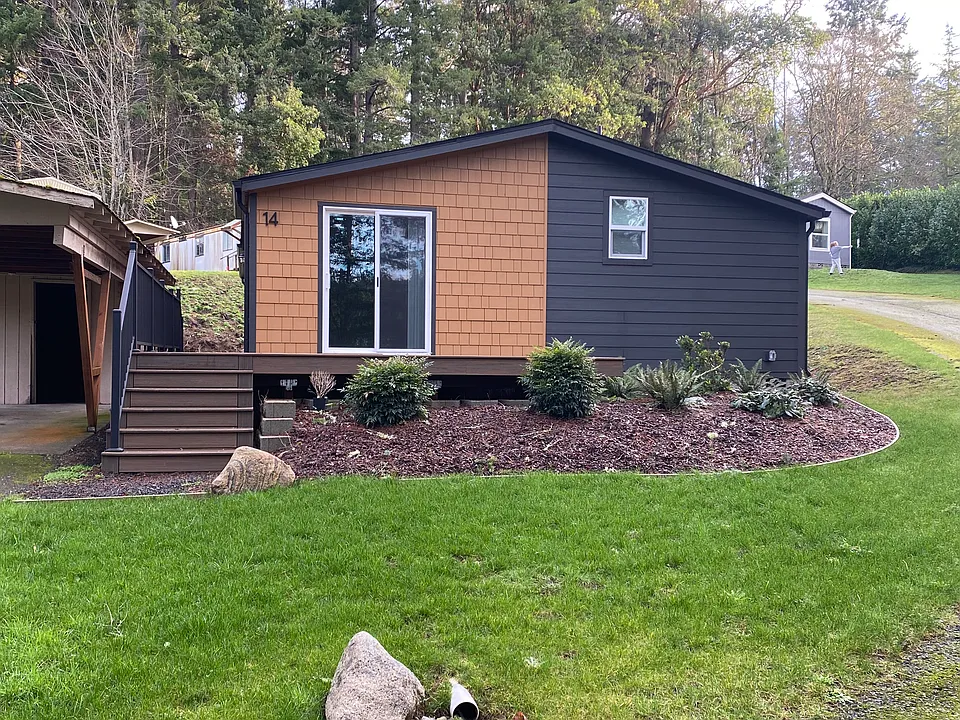 2442 Gravelly Beach Loop NW #14