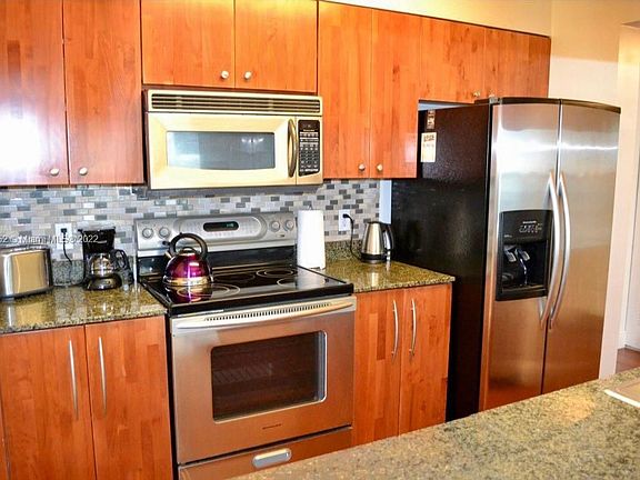 3rd image of 1200 Brickell Bay Dr APT 2508