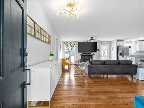 5th image of 315 Lockert Pl