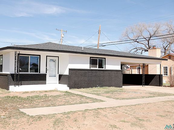 2nd image of 908 E 10th St