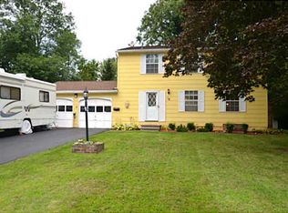 16 Minute Man Trl, Rochester, NY 14624