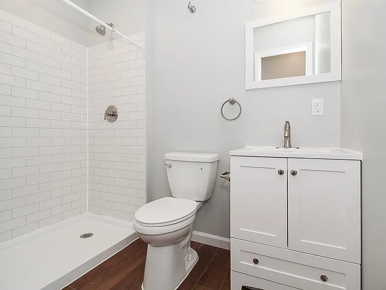 1701 Glenwood Dr — Photo 7