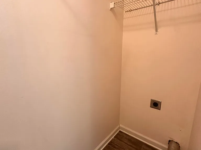 2241 Stornoway Ct — Photo 9