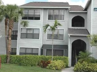 2305 N Congress Ave APT 33, Boynton Beach, FL 33426