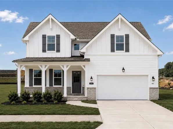 418 Grand Wehunt Dr, Hoschton, GA 30548