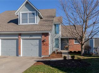 7011 W 156th Ter, Overland Park, KS 66223
