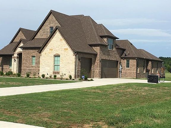 2nd image of 1608 High Valley Ln