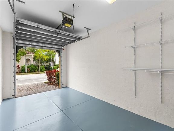 5th image of 12420 NW 33rd St