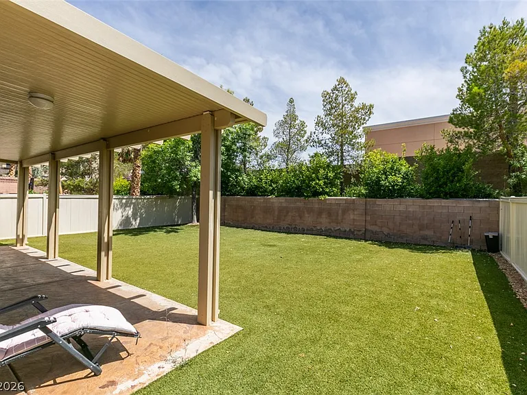 2619 Begonia Valley Ave — Photo 43