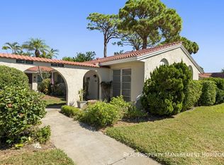 2161 Pueblo Cir, Sarasota, FL 34231