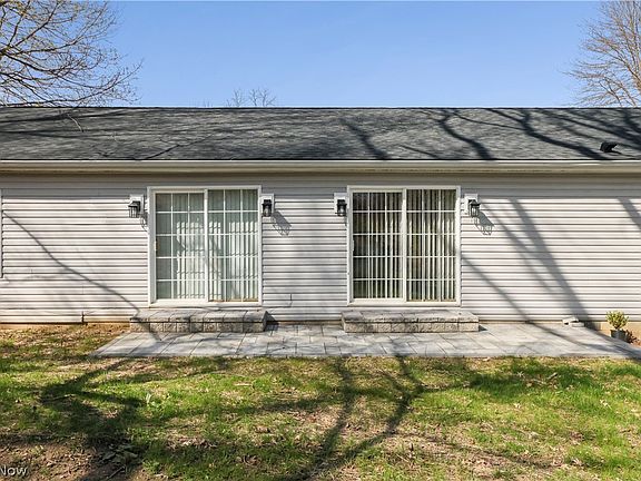 4th image of 2806 Pomatan Ave
