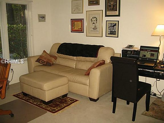 2nd image of 14 Indigo Ct