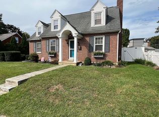 1013 New St, Akron, PA 17501