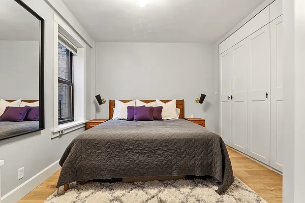 Sold by Compass | media 6