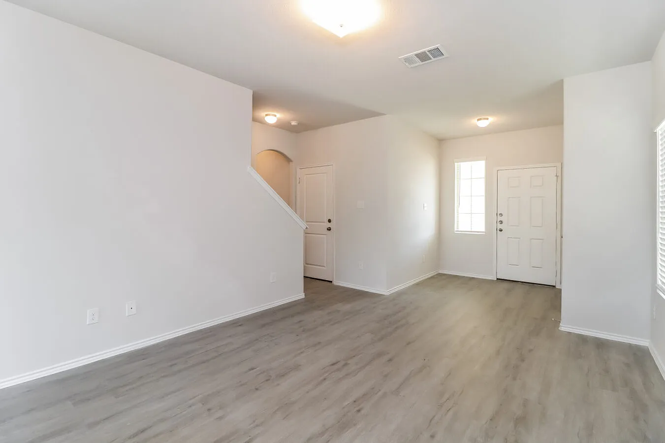 Carol Oaks — Photo 1