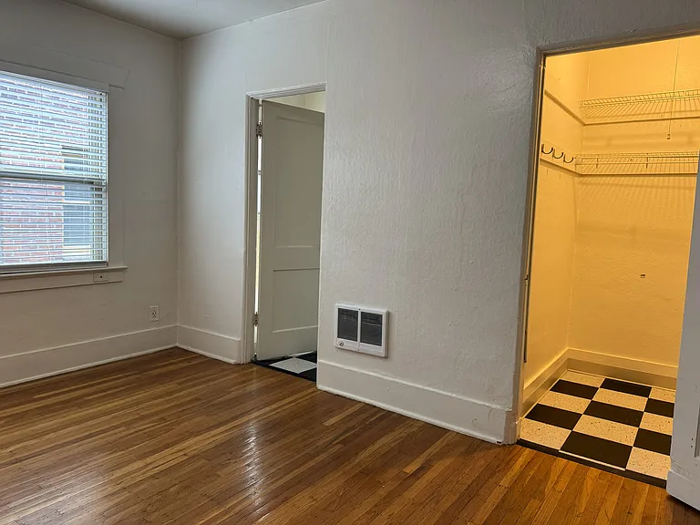 Nordel Apartments — Photo 7