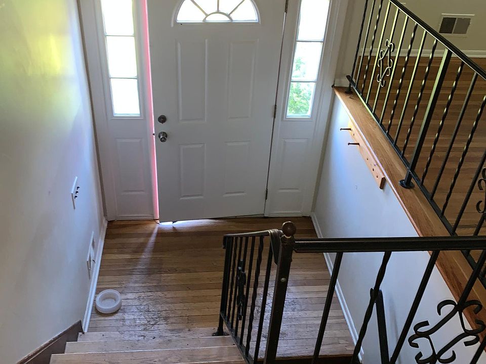 1st image of 2 N Amundsen Ln