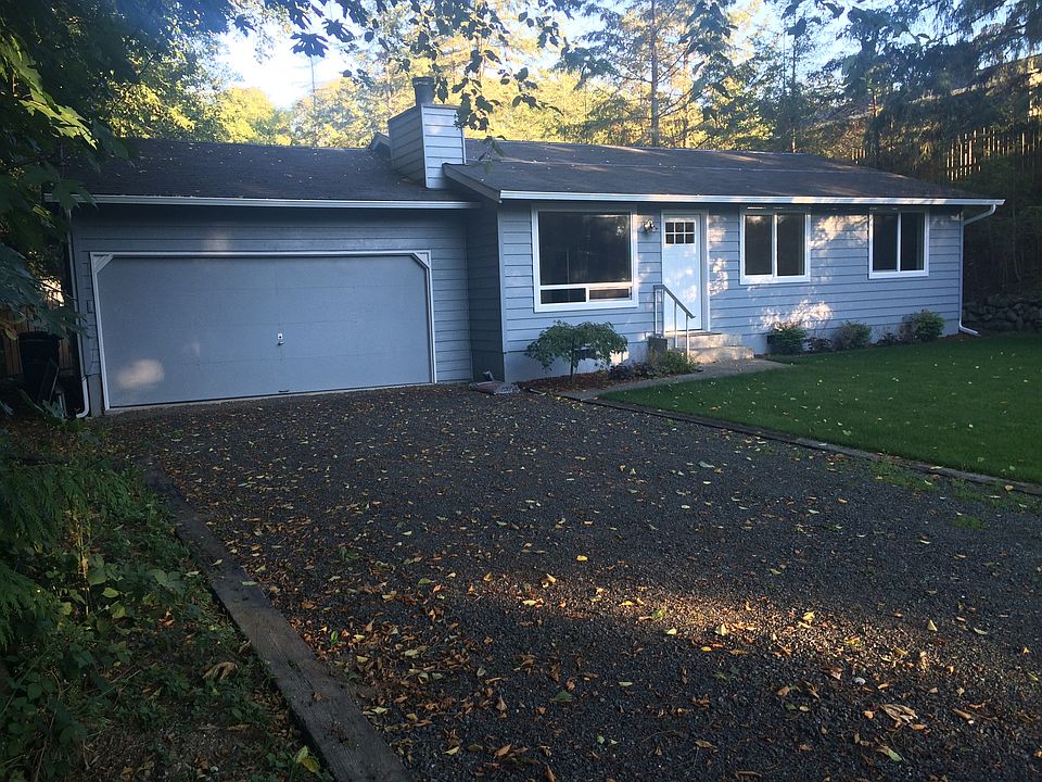 1st image of 26146 Edgewater Pl NW