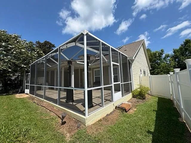 3251 Carollton Dr — Photo 26