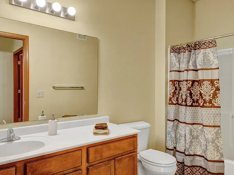 Heritage Village Apartments — Photo 13