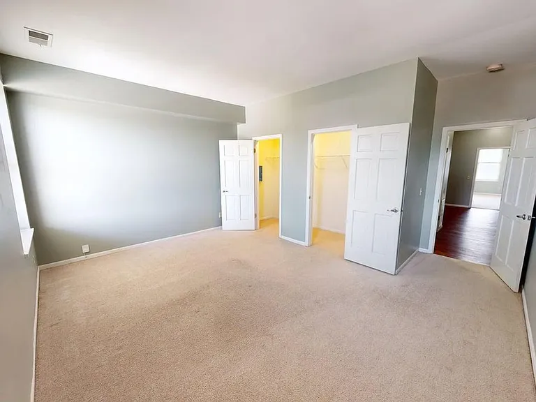 3861 McRee Ave — Photo 18
