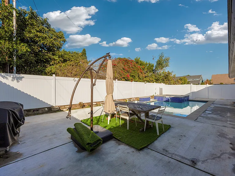 9971 Chanticleer Rd — Photo 72