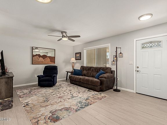 3rd image of 10702 W SALEM Drive