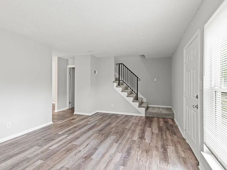 Redwood Village Townhomes — Photo 59