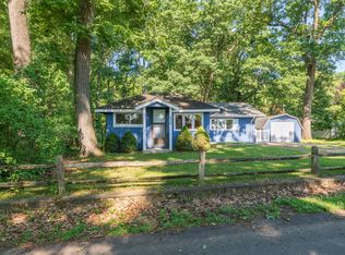 10334 Woodlawn Dr, Portage, MI 49002