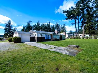 526 NE Easy St, Oak Harbor, WA 98277