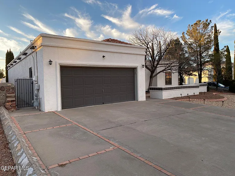 864 Dulce Tierra Dr — Photo 3