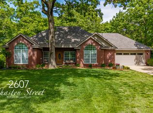 2607 Shasten St, Grove, OK 74344