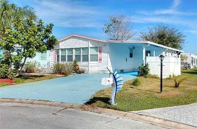 1st image of 204 Sailfish Ct