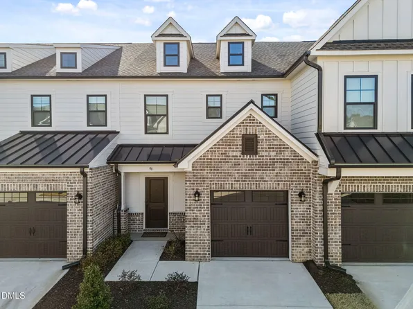 96 Periwinkle Pl, Clayton, NC 27527