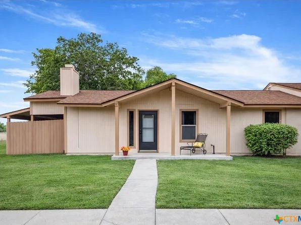 1051 Country Club Dr #20, Seguin, TX 78155