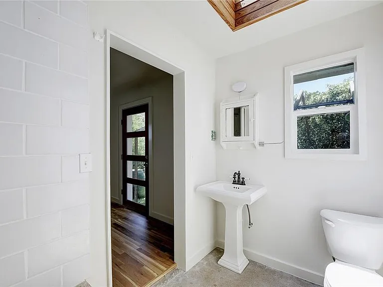 4804 Menchaca Rd — Photo 21