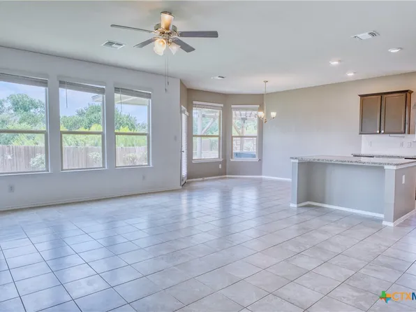 1825 Cow House Ct, Copperas Cove, TX 76522