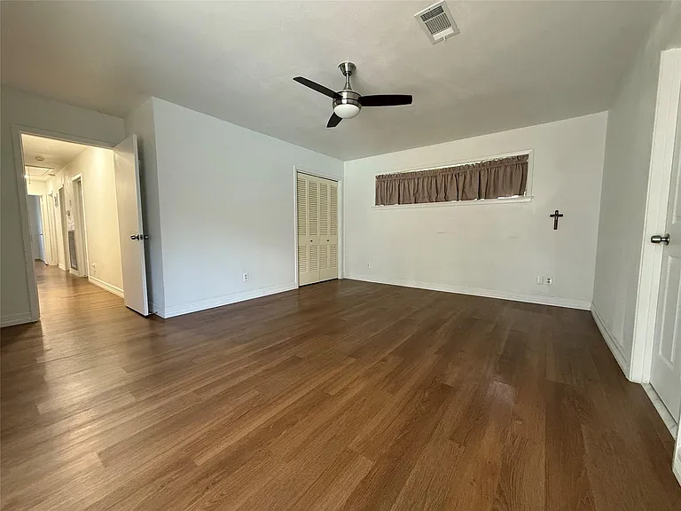 11915 Steppingstone Ln — Photo 24